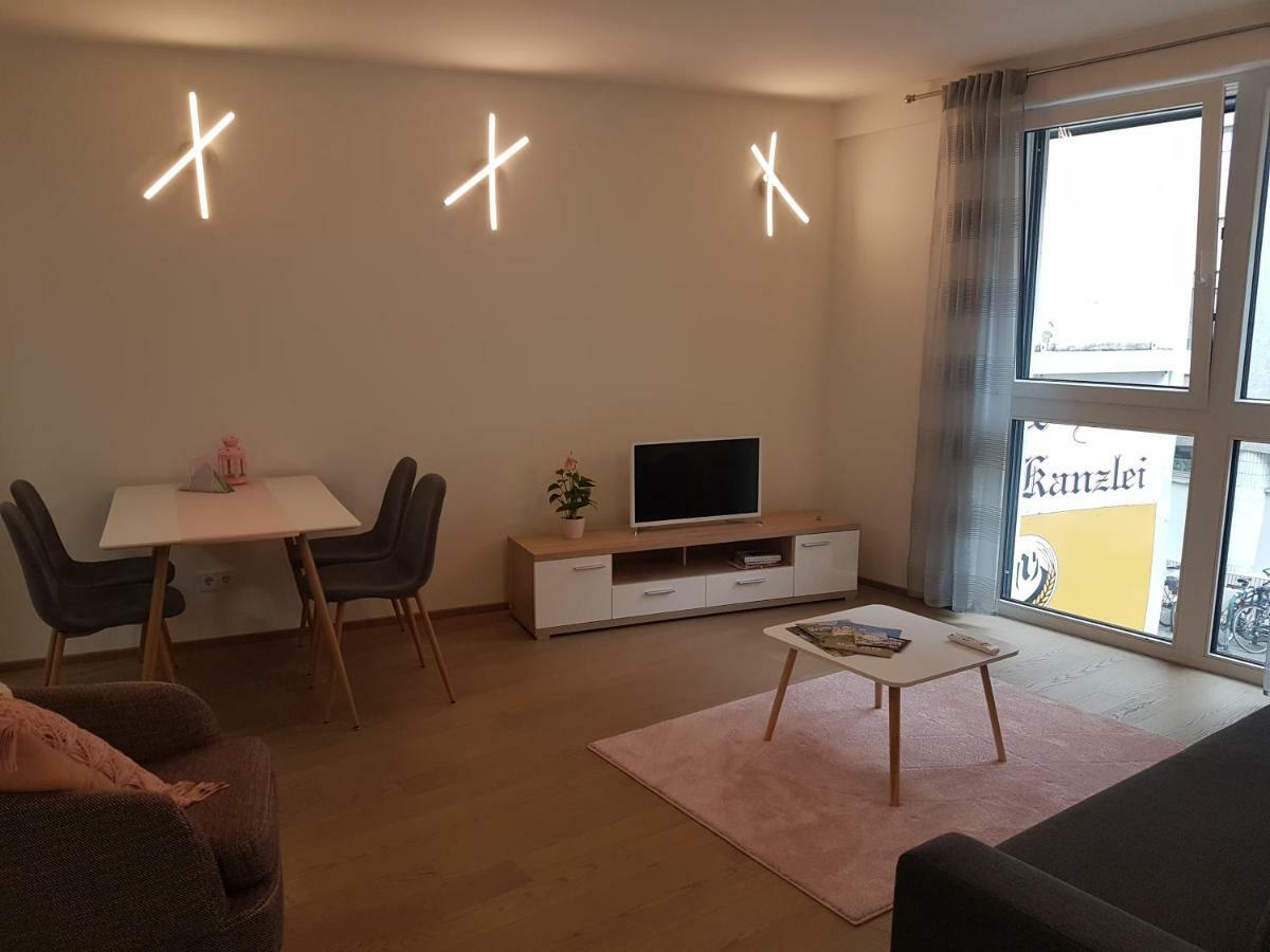 Central Family-Friendly Apt In Вена Экстерьер фото