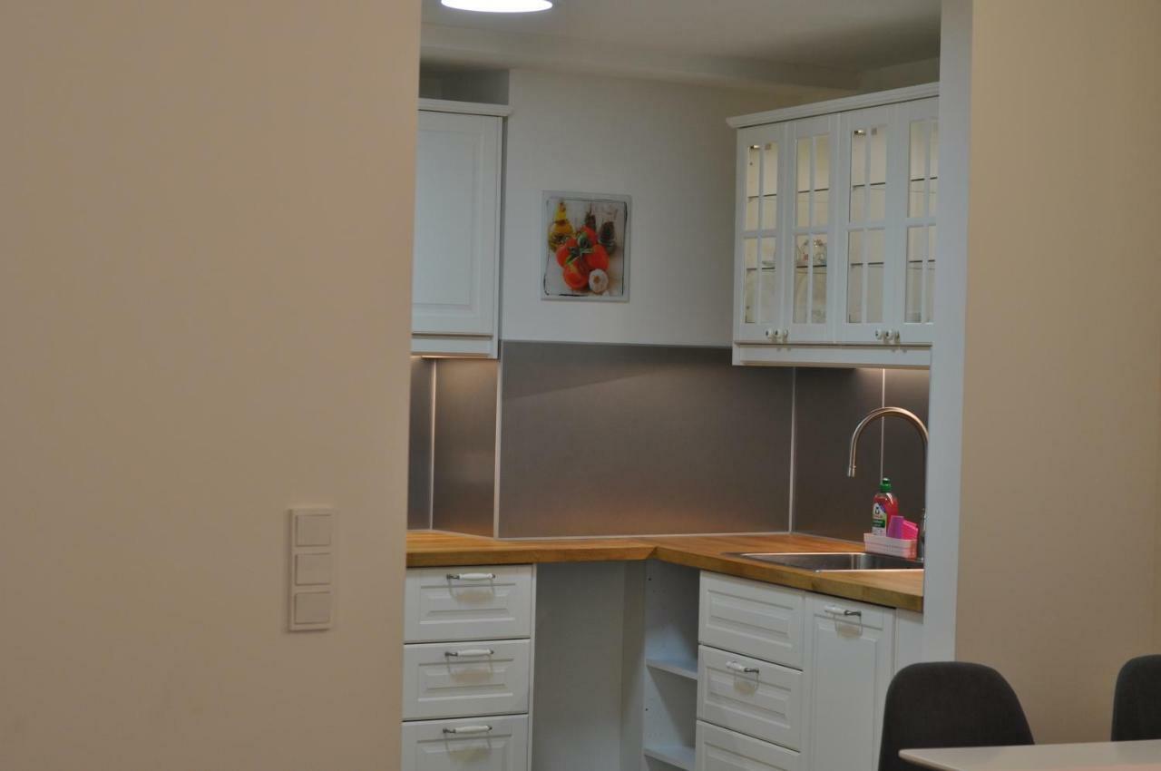 Central Family-Friendly Apt In Вена Экстерьер фото